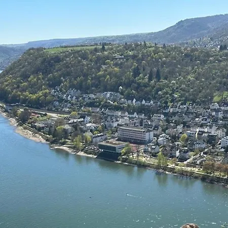 Hofblick * Kamp-Bornhofen
